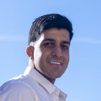 Photo Couple:&nbsp;Excellent service, Manyue est très professionnelle et très gentile. Un grand merci, les photos sont magnifiques , elles reflètent l’atmosphère qui régnait lors de notre séjour à Paris, nous ne te remercierons jamais assez . Nous garderons un souvenir inoubliable grâce à toi. Merci Manyue---Hamza